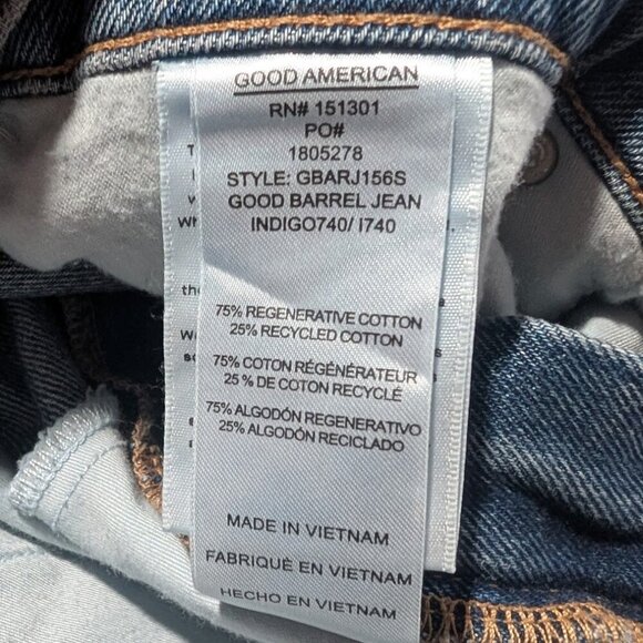 Good American | Good Barrel Relaxed Jeans Indigo740 - Picture 10 of 14
